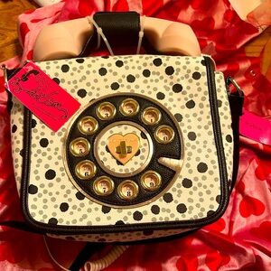 Retro style Phone Bag Holds a small satchelful NWT
